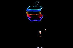 Apple News hits 100 million users