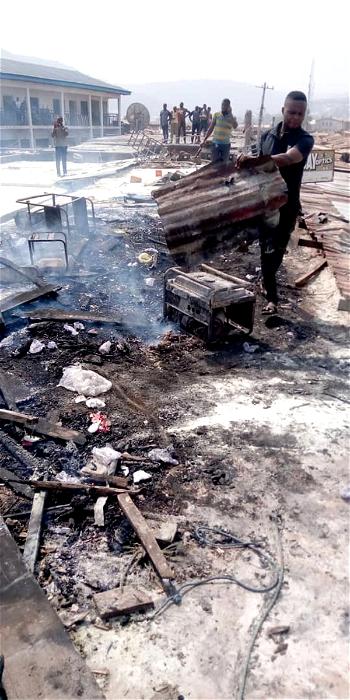 Breaking: Fire guts Ogbete main market Enugu