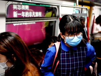China reports fewest new coronavirus cases on record