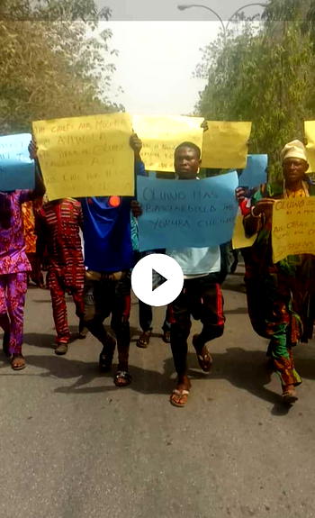 Ayedire, Ola-oluwa residents protest against Oluwo