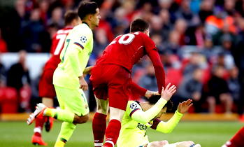 Robertson regrets shoving Messi during Liverpool’s comeback against Barcelona