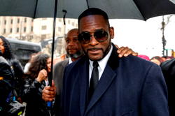 R. Kelly accused of sexually abusing another teen in new indictment