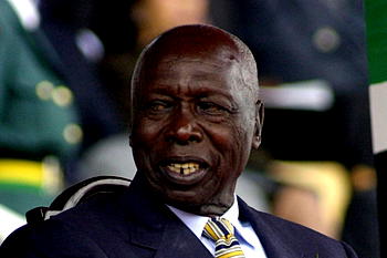 Kenyans queue to see body of Moi, country’s longest-serving ruler