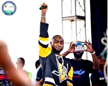 Davido, Teni, others thrill fans at Access bank Lagos marathon