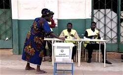 Guinea schedules presidential election for October 18