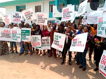 Ekiti APC members protest alleged plot to zone NDC to Oyo at South-West zonal meeting