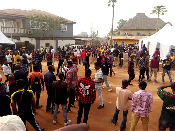 Photos: Crowd situation at Isiama Afaraukwu, Mazi Nnamdi Kanu’s house in Umuahia