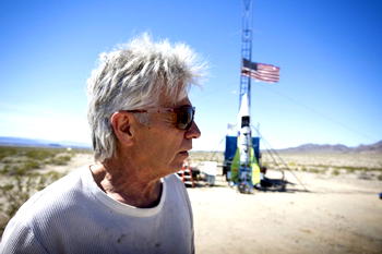 Man on mission to confirm ‘if world is round’ dies in rocket crash