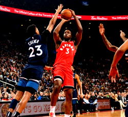 Raptors extend streak to 15, Bucks rally past Kings
