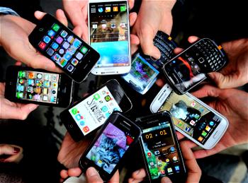 Affordability of Smartphones Crucial in COVID-19 Fight