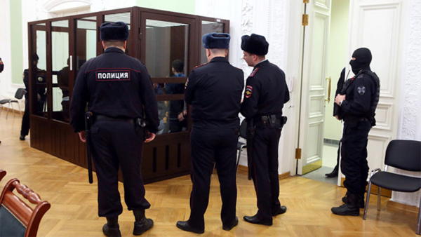 Shocker! Ex-prison official kills self in Court