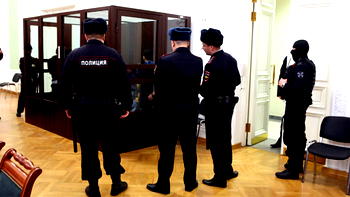 Shocker! Ex-prison official kills self in Court