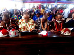 Nnamdi Kanu’s parents’ burial unites old Eastern Region in Umuahia