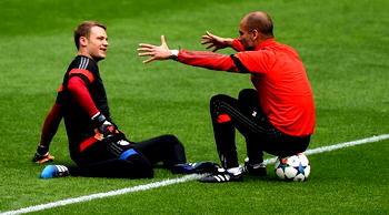 Guardiola considered playing Manuel Neuer in midfield ― Rummenigge