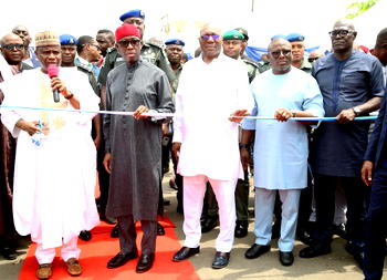 COVID-19: Tambuwal commends Okowa on establishment of isolation centre