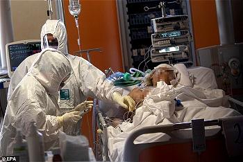 Italian nurse kills herself after testing positive for coronavirus 