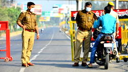 Indians observe nationwide curfew to check coronavirus spread