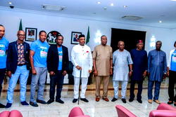 Covid-19: Gov Emmanuel meets AkwaIbom health workers