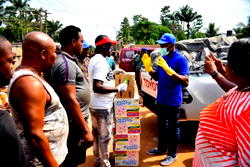Coronavirus: Orajiaka donates sanitisers, face masks, food items to Anambra communities