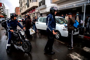 Army patrols as Moroccans defy virus measures for prayers