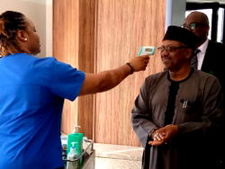 (PHOTOS) Coronavirus: NCDC official screens ministers at FEC
