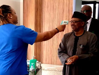 (PHOTOS) Coronavirus: NCDC official screens ministers at FEC
