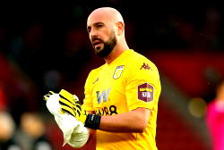 Aston Villa goalkeeper Reina says he showed symptoms of coronavirus