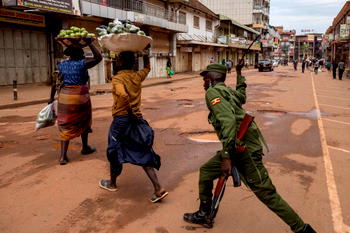 Uganda police shoot 2 for violating movement ban