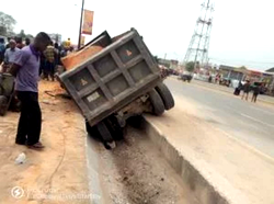 Truck kills 4 female hawkers in Onitsha