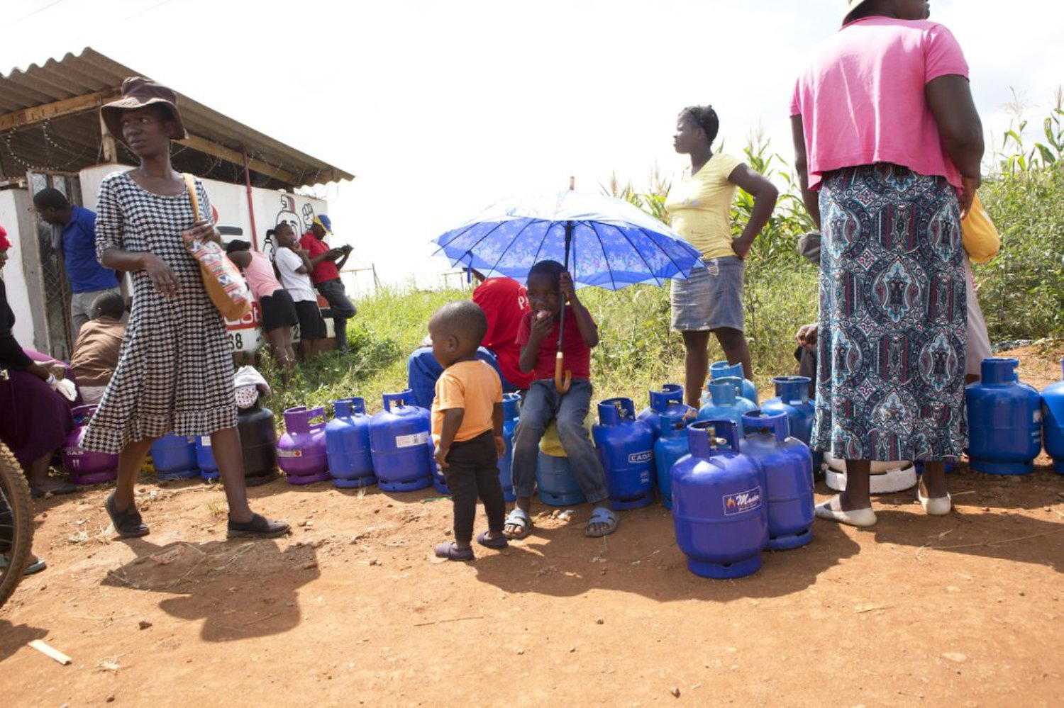 Lockdown: In Zimbabwe, ‘you win coronavirus or you win starvation’