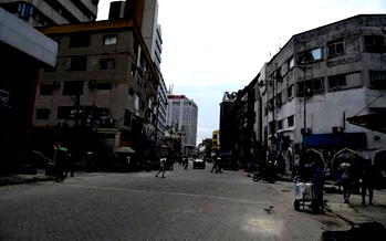 Millions of Nigerians enter lockdown as Africa tries to halt virus