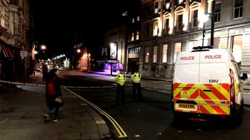 London police shoot dead knifeman near UK parliament