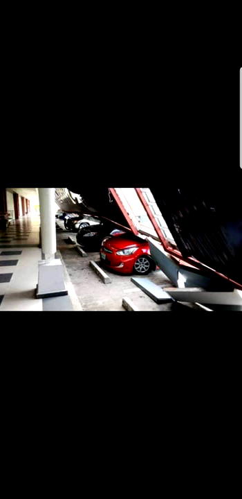 BREAKING: Calabar mall collapses [Video]