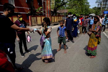 India reports biggest one-day virus spike as lockdown eased