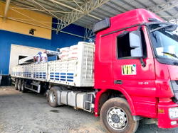 Akwa Ibom govt distributes COVID-19 relief packages to residents