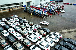 China auto sales sink 48.4% in March as coronavirus hurts demand