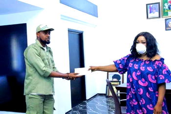 Corps member donates allowance to COVID-19 fight in Cross River