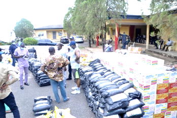 Coronavirus: Edo LGAs, religious groups, others distribute govt’s relief packages to beneficiaries