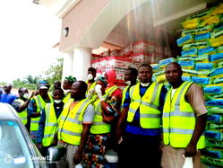 COVID-19: Senator Oloriegbe donates foodstuffs to residents of Kwara Central
