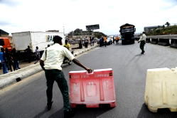 Nigerians stranded as states close doors over coronavirus