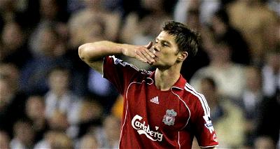 Xabi Alonso, Liverpool, Peter Crouch