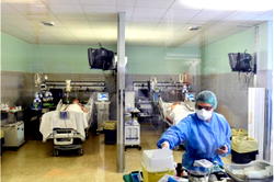 Coronavirus death toll slows in Italy as number of ICU patients declines