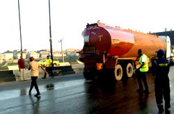 Fire outbreak averted as tankers collide on Lagos/Ibadan Expressway