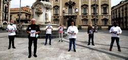 60,000 volunteers to work as social distancing monitors in Italy