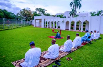 Eid-el-Fitr: Buhari, family members observe Eid prayers at home