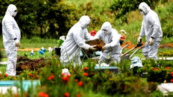 Coronavirus pandemic dead give Indian gravedigger sleepless nights