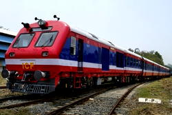Train crushes mother, daughter to death in Delta