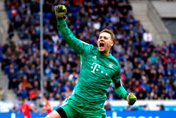 Neuer signs new Bayern deal until 2023