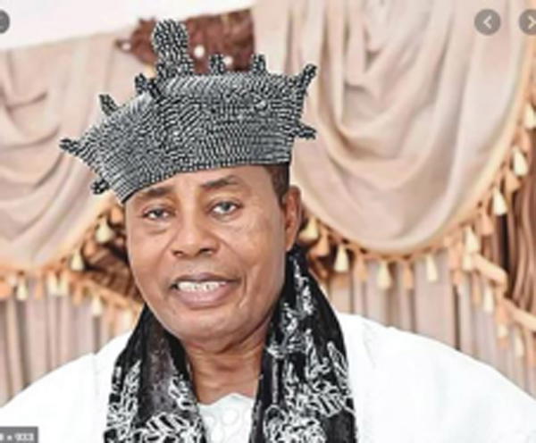 Ondo monarch disowns viral video of money spraying