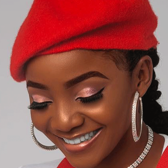 How I Met My Husband On Facebook — Simi - Vanguard News